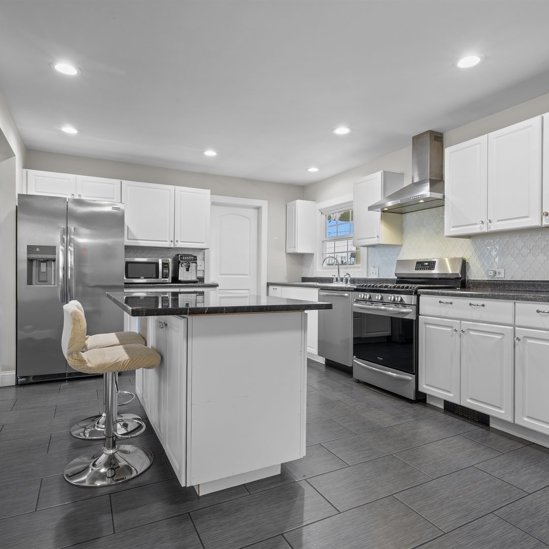 1201 Country Club Road Lake Zurich, IL 60047 - Photo 5 of 26