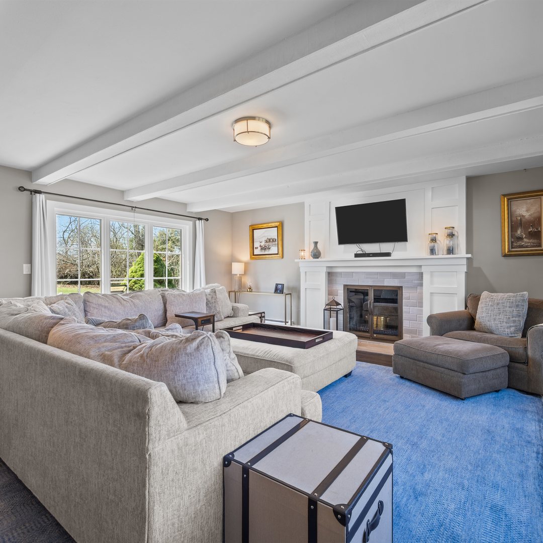 1201 Country Club Road Lake Zurich, IL 60047 - Photo 9 of 26