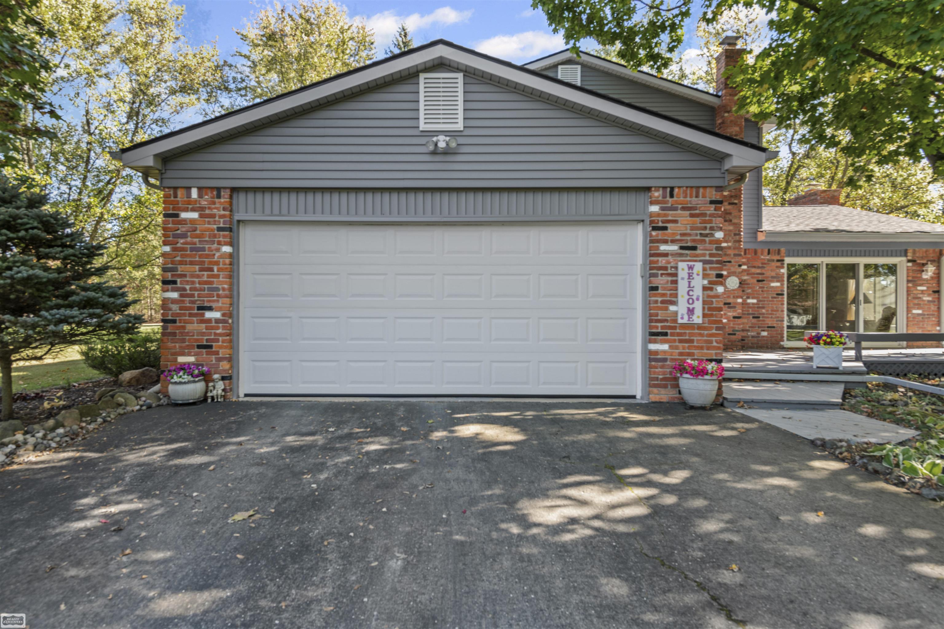 14385 Sullivan Road Capac, MI 48014 - Photo 29 of 48