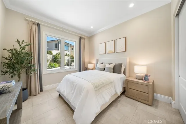 $9,900 | 57 Kite, Irvine, CA 92618