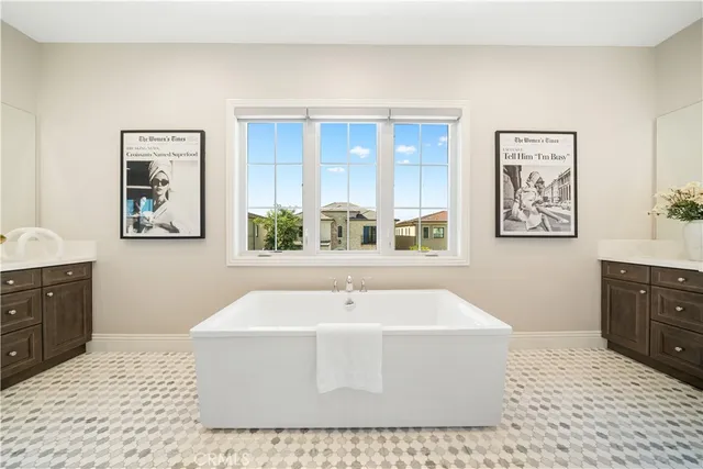 $9,900 | 57 Kite, Irvine, CA 92618