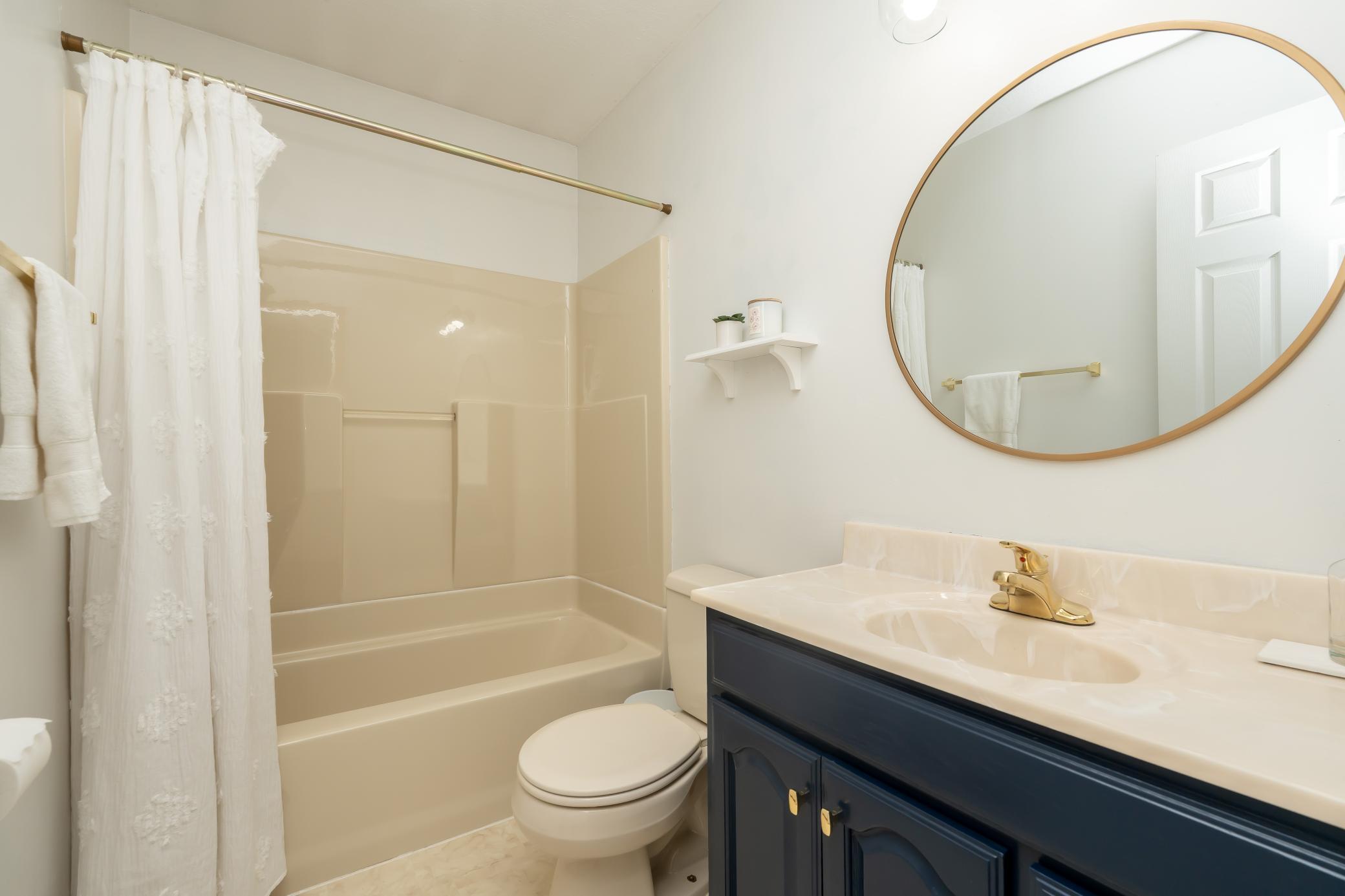 2012 Hillsboro Avenue North Golden Valley, MN 55427 - Photo 18 of 48