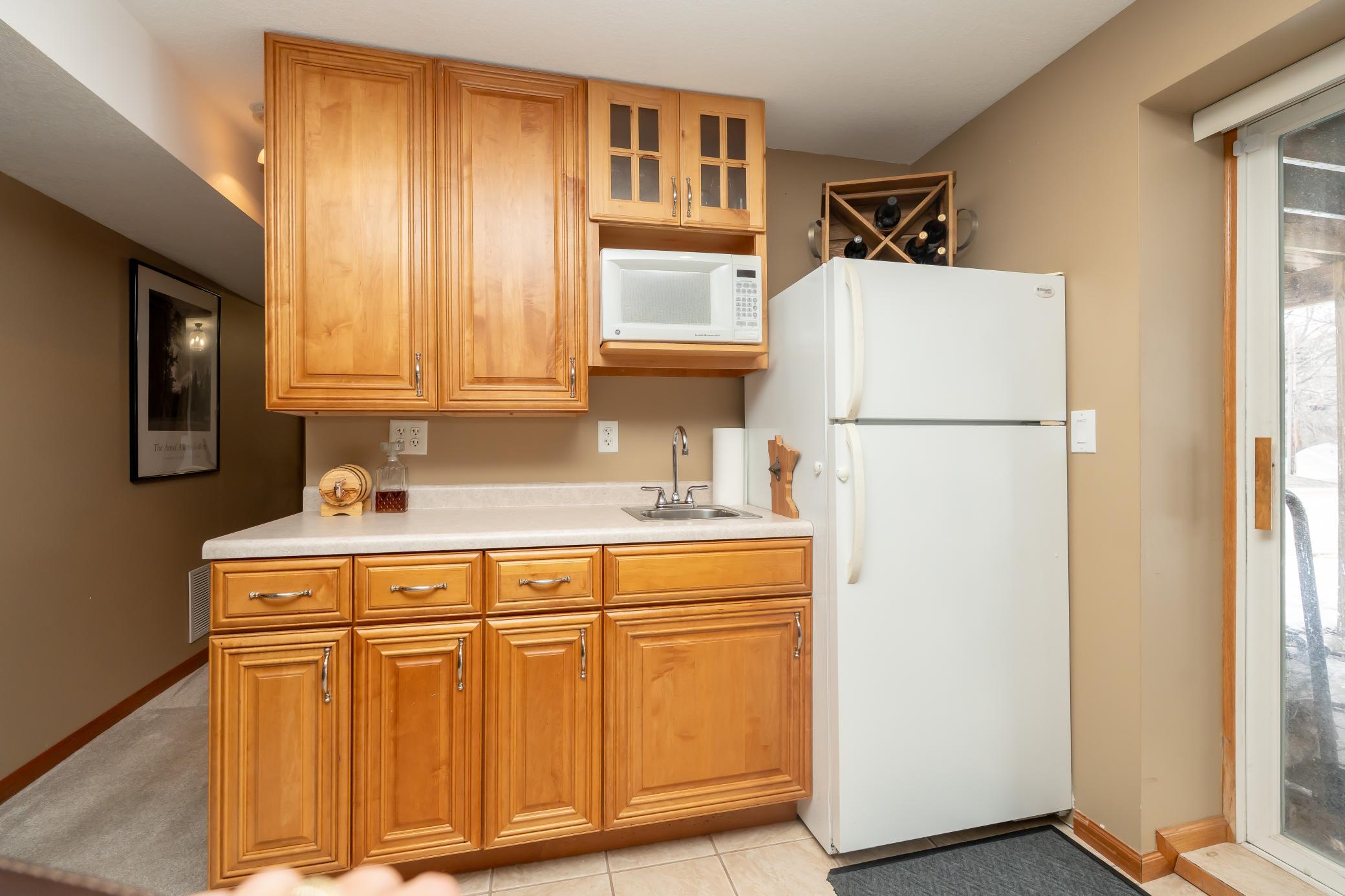 2012 Hillsboro Avenue North Golden Valley, MN 55427 - Photo 27 of 48