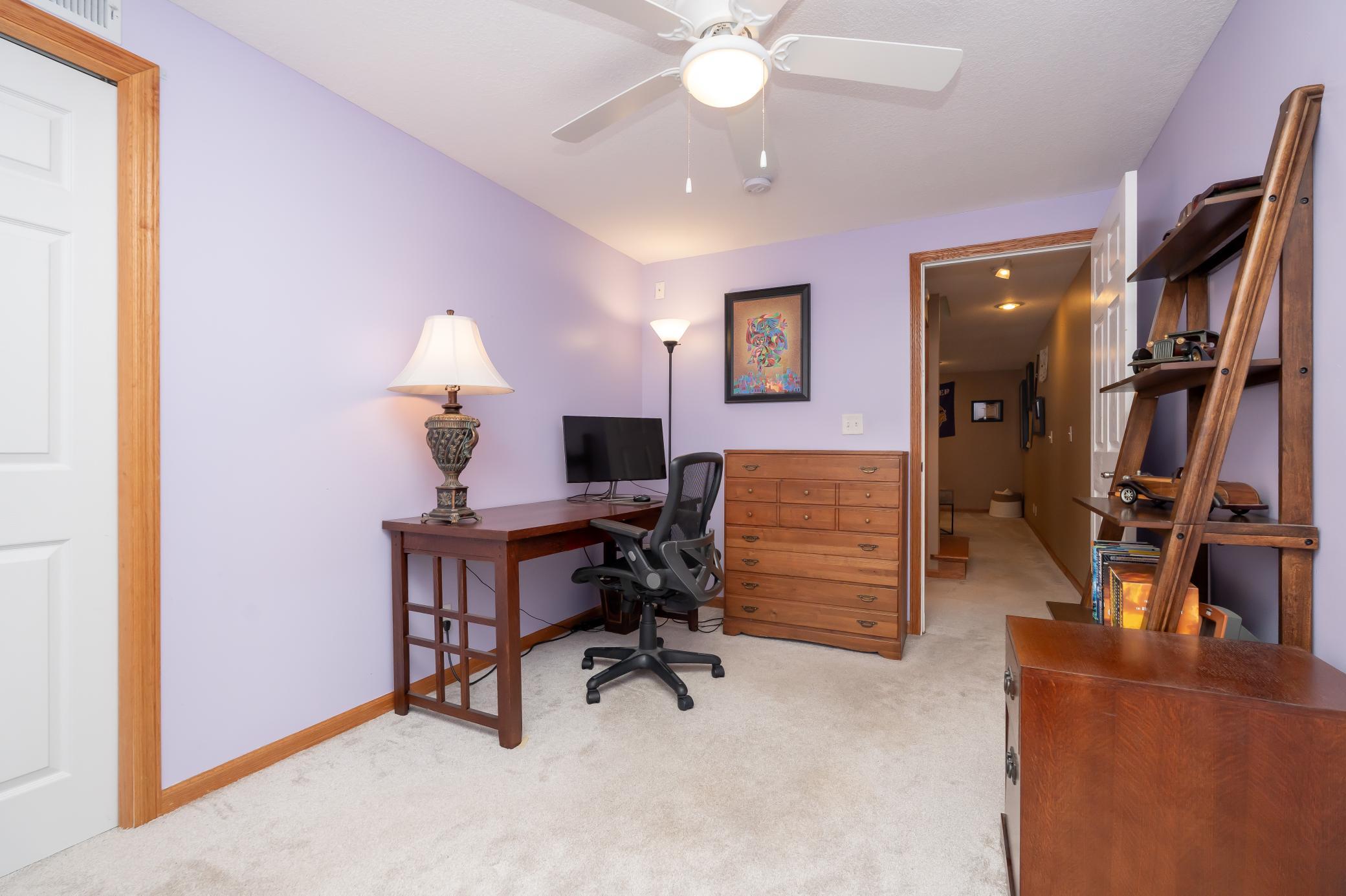 2012 Hillsboro Avenue North Golden Valley, MN 55427 - Photo 33 of 48