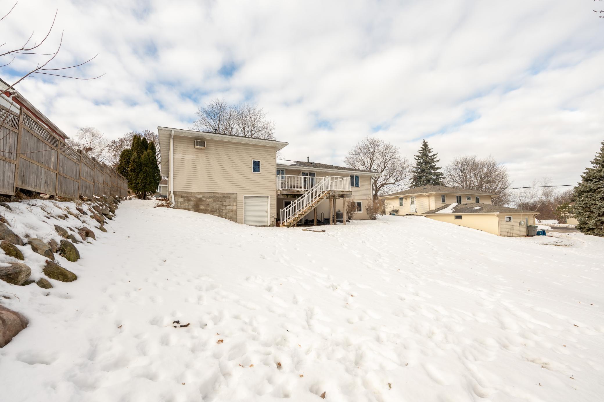 2012 Hillsboro Avenue North Golden Valley, MN 55427 - Photo 38 of 48