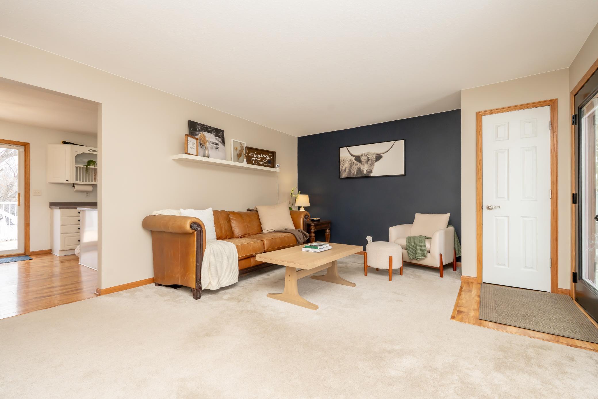 2012 Hillsboro Avenue North Golden Valley, MN 55427 - Photo 9 of 48