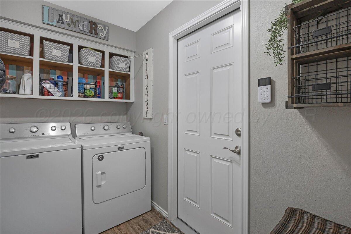 6912 Manor Circle Amarillo, TX 79109 - Photo 19 of 25 a view of washer and dryer