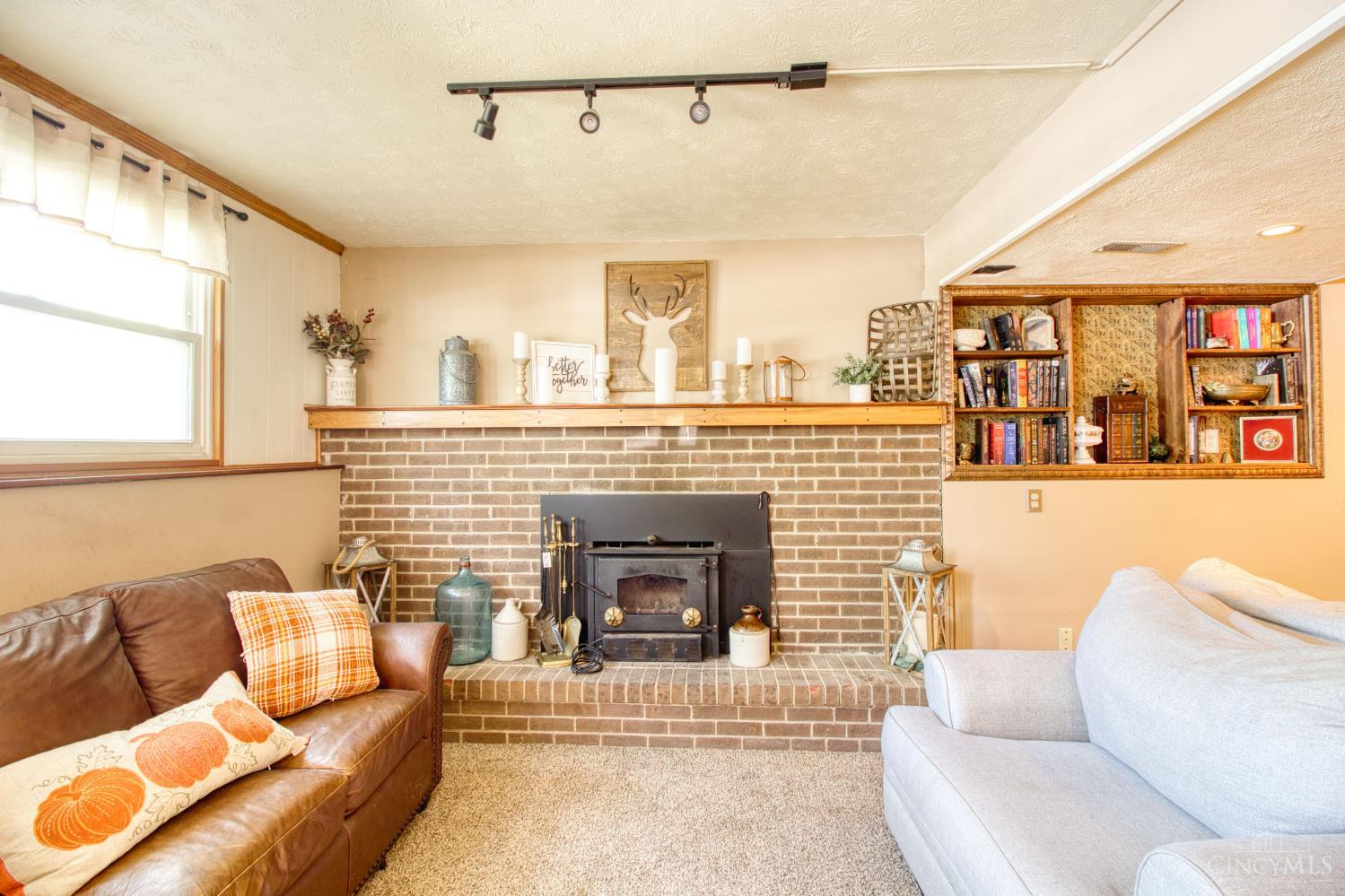 1399 Wade Road Milford, OH 45150 - Photo 19 of 32 Gallery Image 19