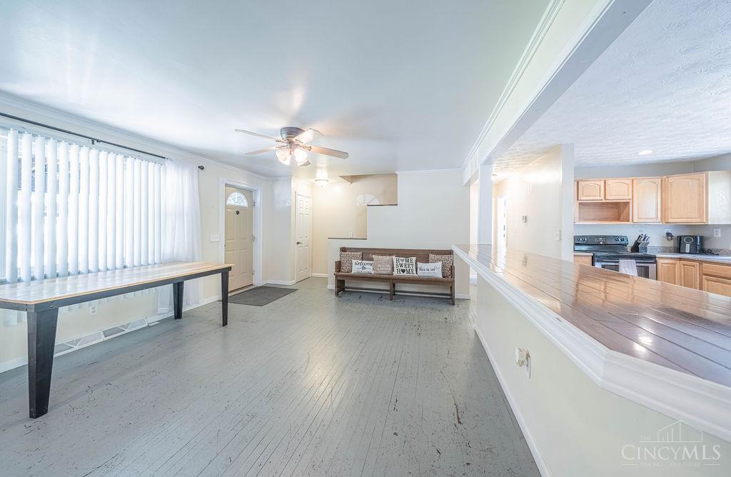 3036 Fiddlers Green Road Cincinnati, OH 45248 - Photo 14 of 38