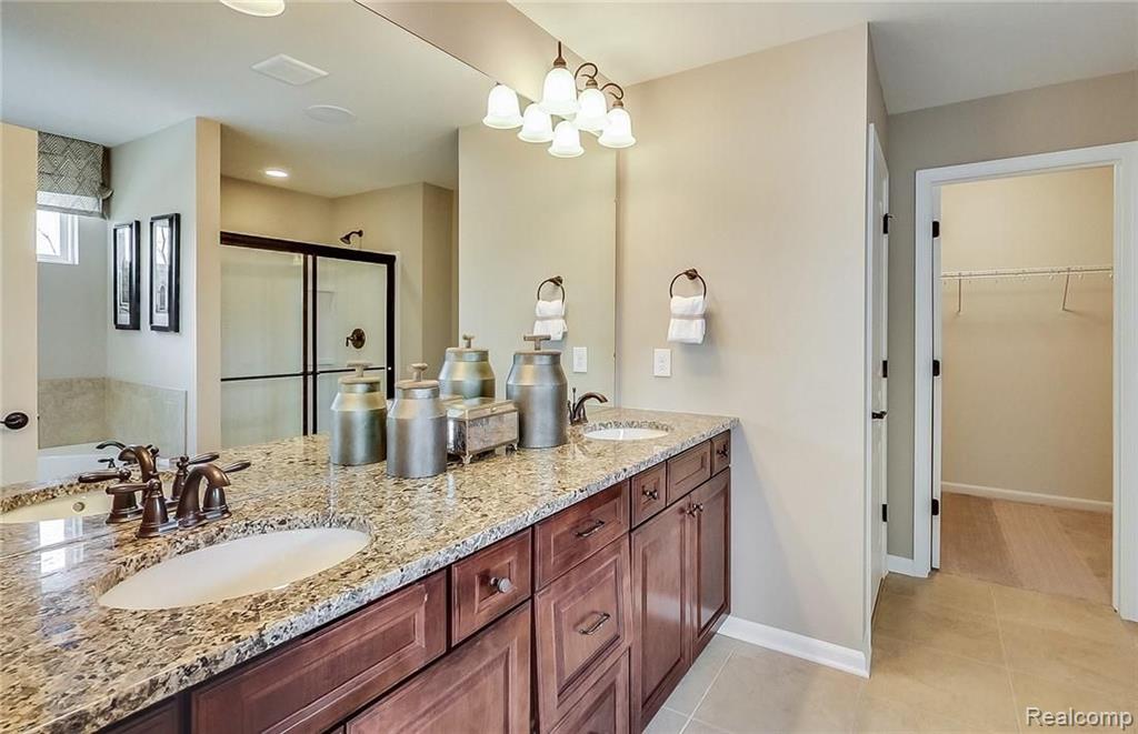2161 Logan Drive Rochester Hills, MI 48309 - Photo 14 of 21