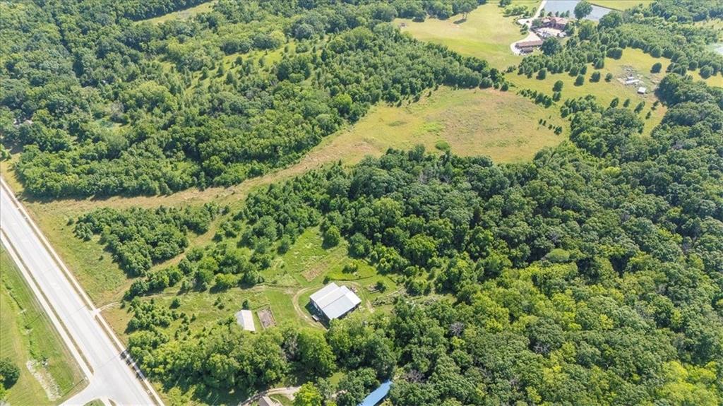 5300 Lees Summit Road Kansas City, MO 64136 - Photo 6 of 10