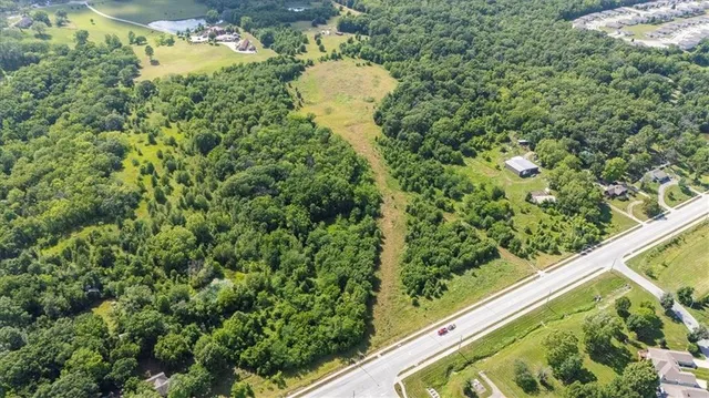 $550,000 | 5300 Lees Summit Road, Kansas City, MO 64136