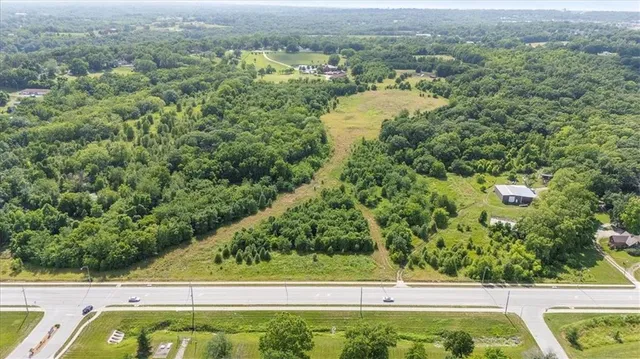 $550,000 | 5300 Lees Summit Road, Kansas City, MO 64136