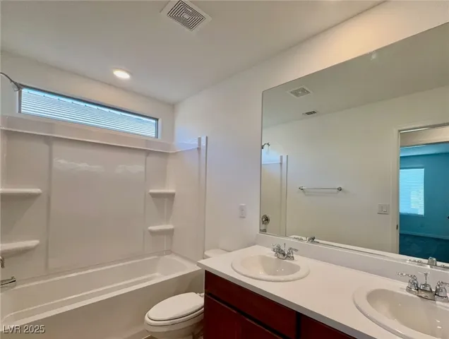 $2,570 | 5805 Avondale Rise Way, Las Vegas, NV 89141