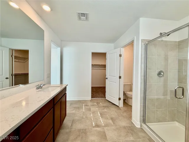 $2,570 | 5805 Avondale Rise Way, Las Vegas, NV 89141