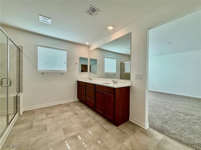 $2,570 | 5805 Avondale Rise Way, Las Vegas, NV 89141