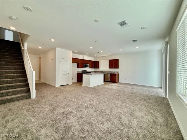 $2,570 | 5805 Avondale Rise Way, Las Vegas, NV 89141