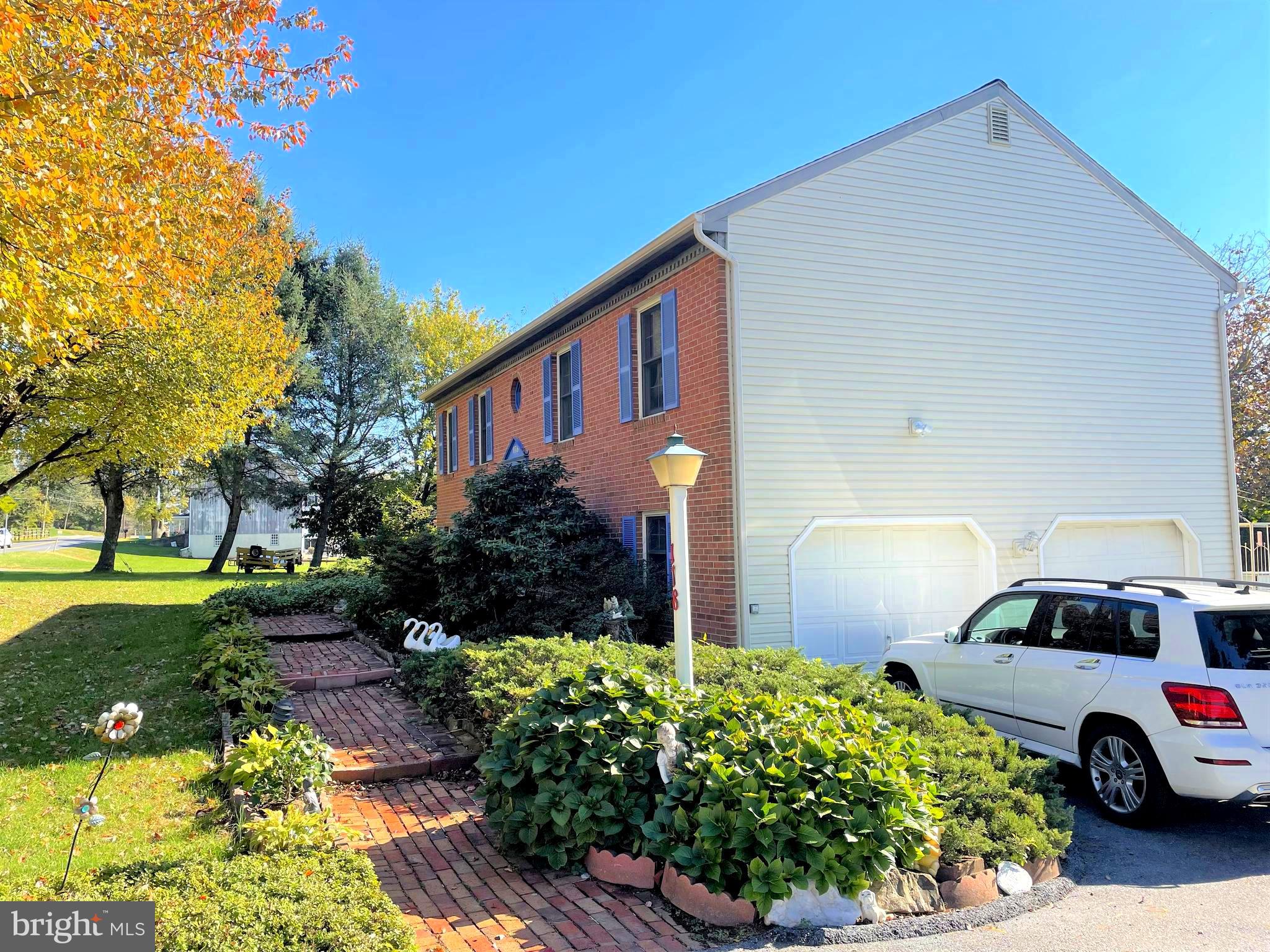 178 Delp Road Lancaster, PA 17601 - Photo 6 of 20 2 Car Garage