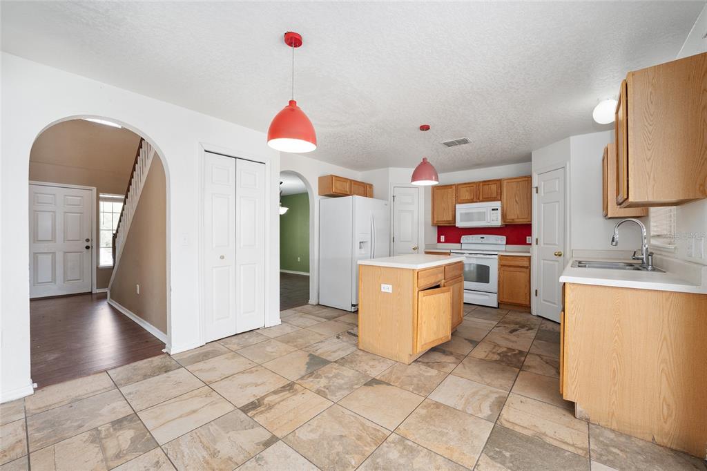 2731 Southwest 161st Loop Ocala, FL 34473 - Photo 6 of 78