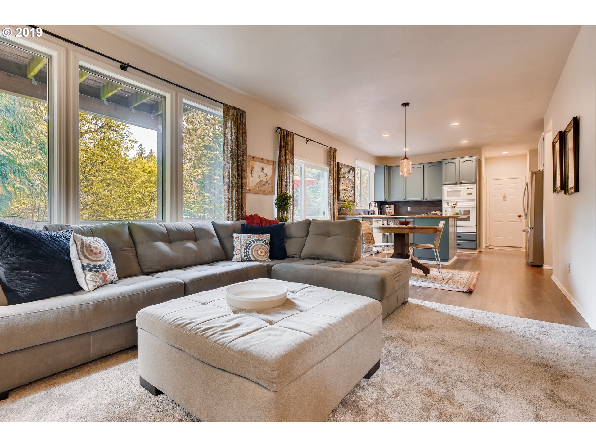 11519 Southwest Streamside Court Portland, OR 97219 - Photo 14 of 27 Gallery Image 14