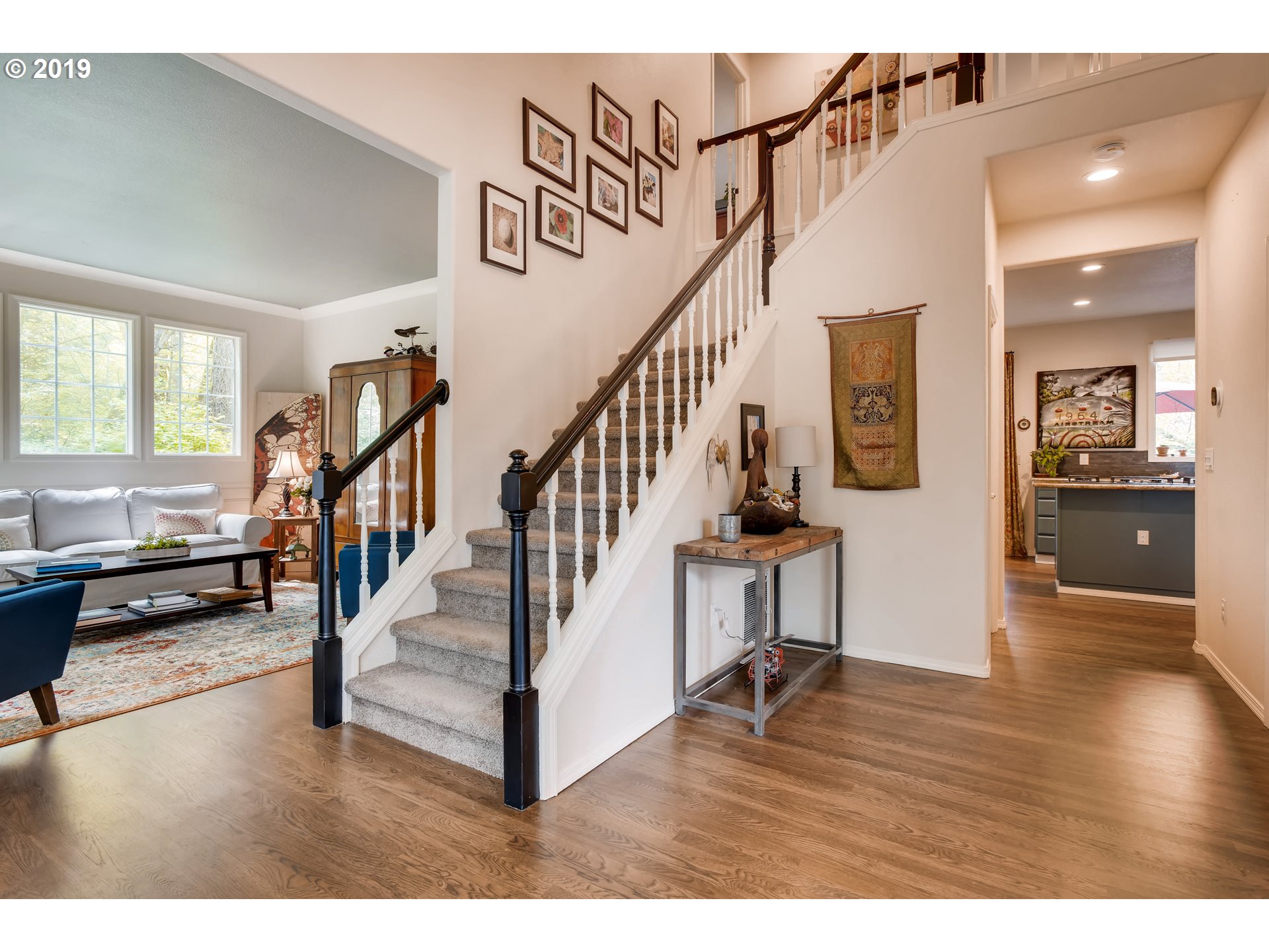 11519 Southwest Streamside Court Portland, OR 97219 - Photo 3 of 27 Gallery Image 3