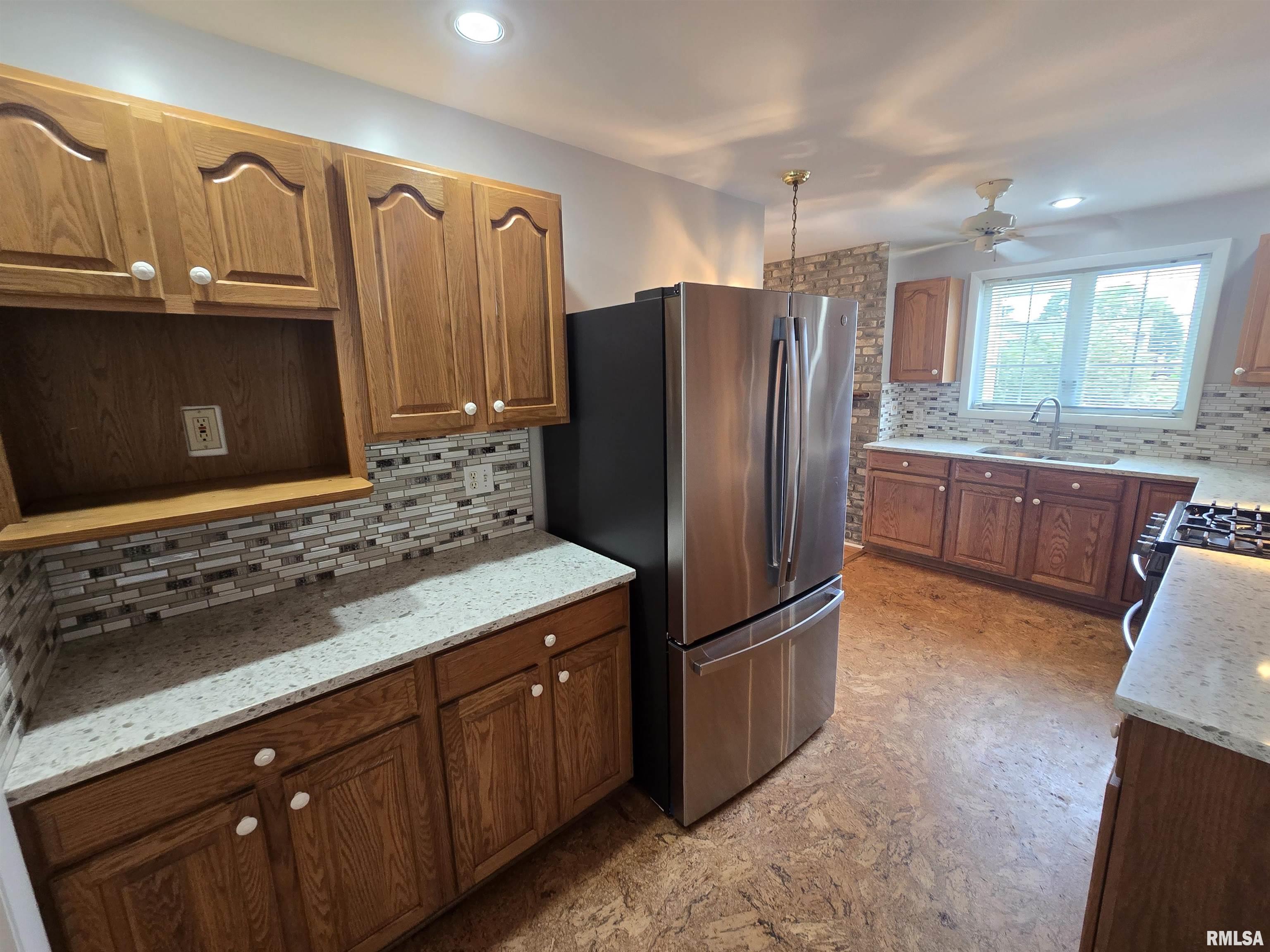 108 School Street Washington, IL 61571 - Photo 25 of 62
