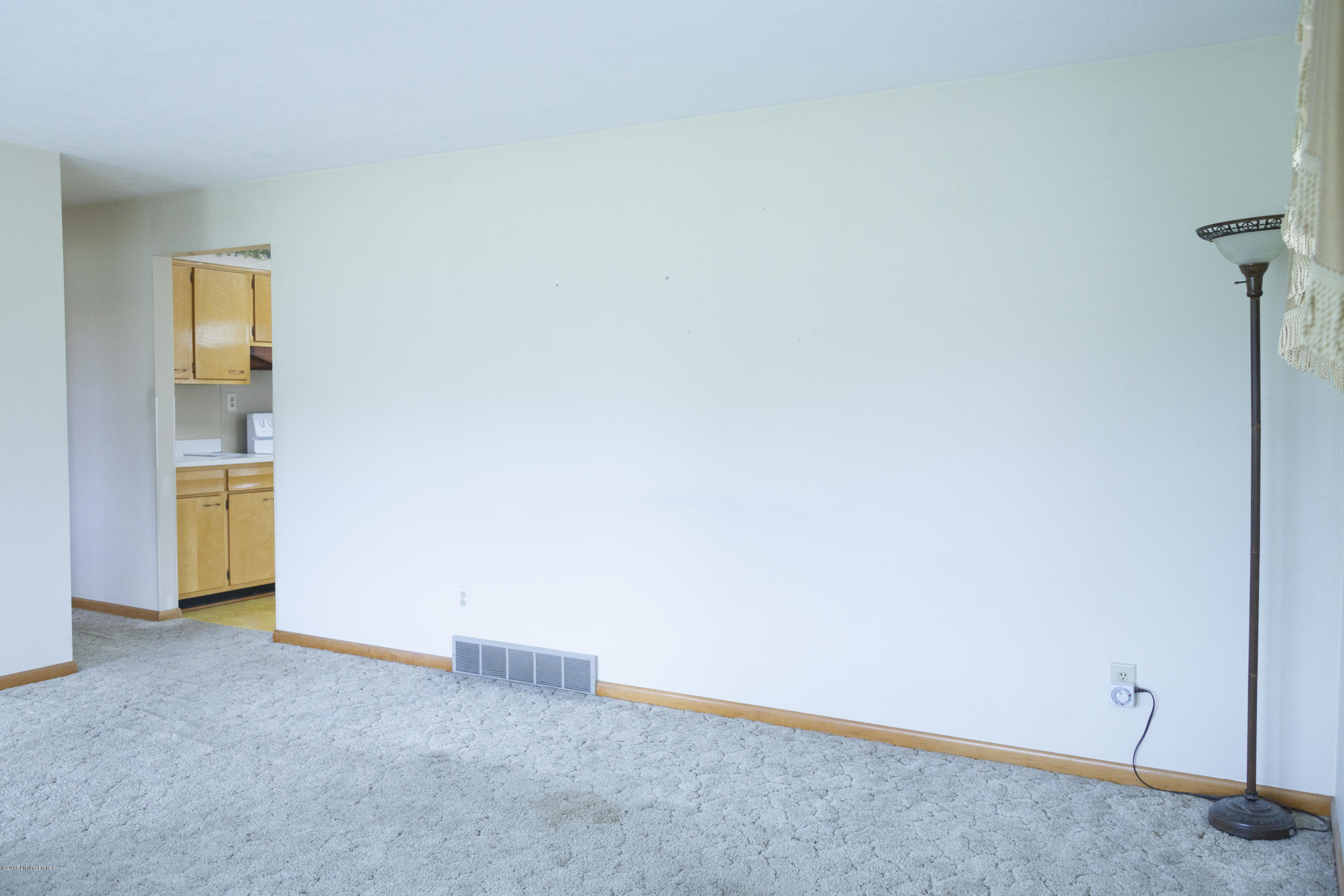 3446 Fern Lea Road Louisville, KY 40216 - Photo 19 of 36 Interior 6