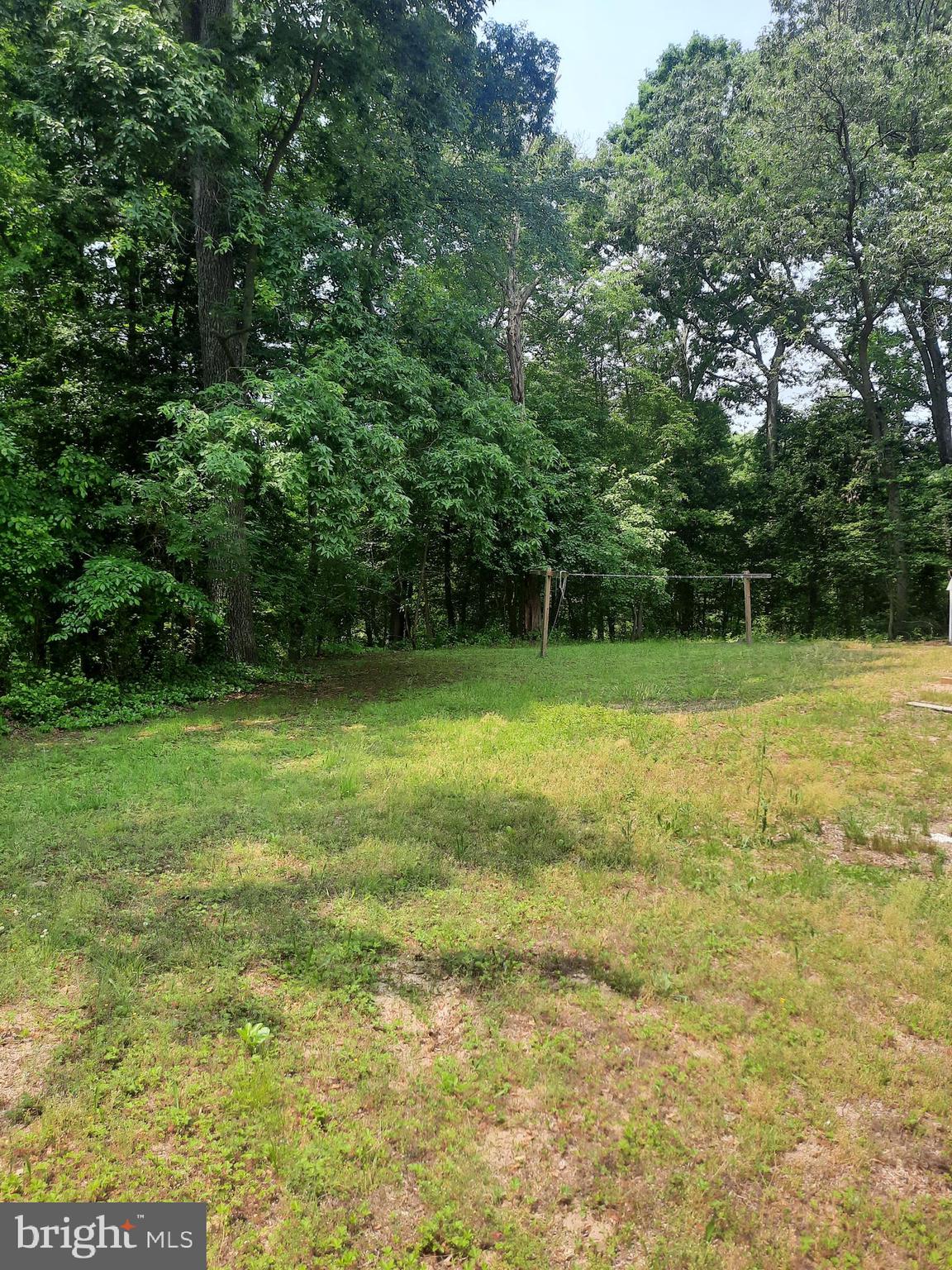 7810 West Shore Road Pasadena, MD 21122 - Photo 3 of 5 Gallery Image 3