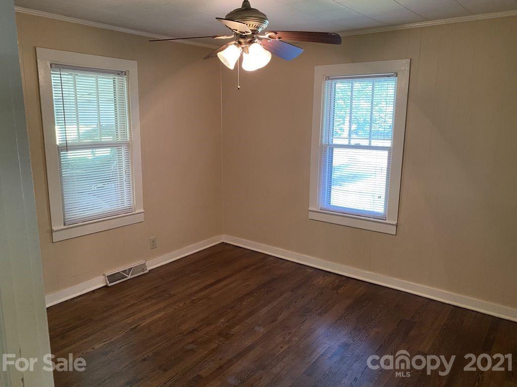 305 Oakdale Road Brevard, NC 28712 - Photo 5 of 9 Gallery Image 5