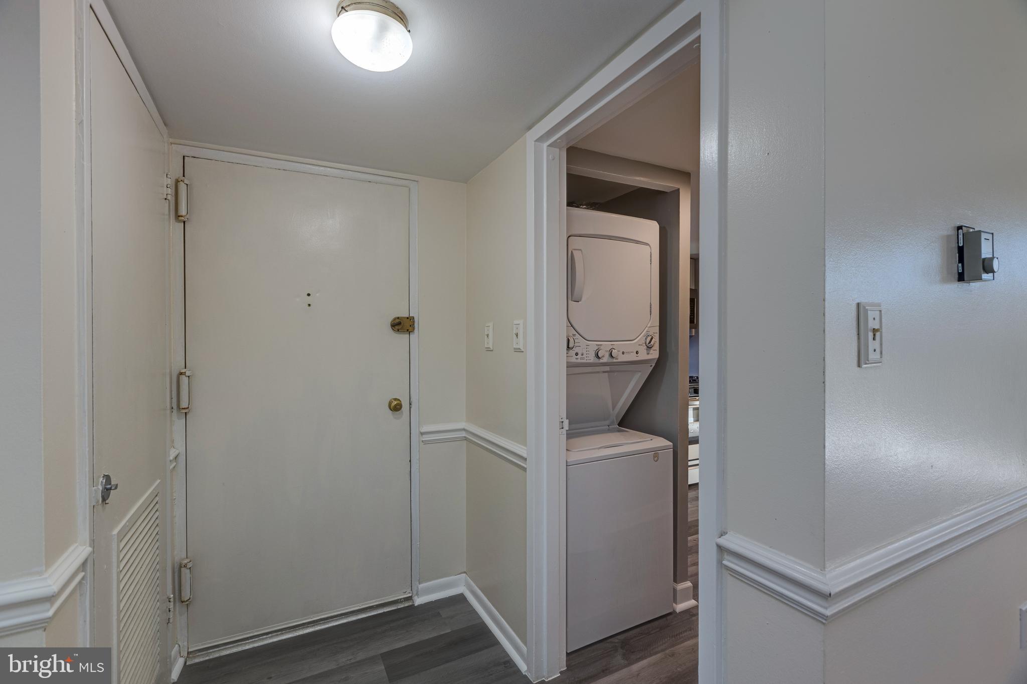 1536 Northgate Square, Unit 12A Reston, VA 20190 - Photo 12 of 30 Foyer w/new LVP Flooring