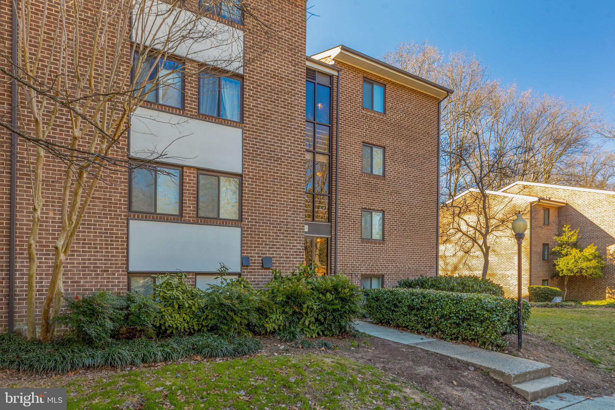 1536 Northgate Square, Unit 12A Reston, VA 20190 - Photo 3 of 30 Condo Fee Includes Electric, Gas, H2O*