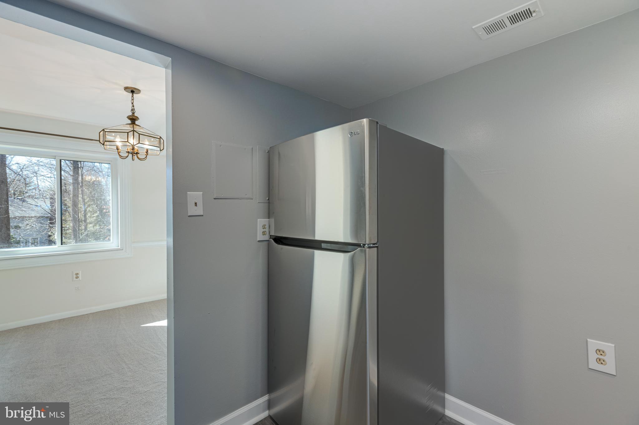 1536 Northgate Square, Unit 12A Reston, VA 20190 - Photo 10 of 30 New SS Appliances