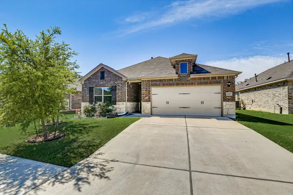 $2,195 | 11817 Comedero Way, Manor, TX 78653