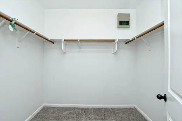 $2,195 | 11817 Comedero Way, Manor, TX 78653