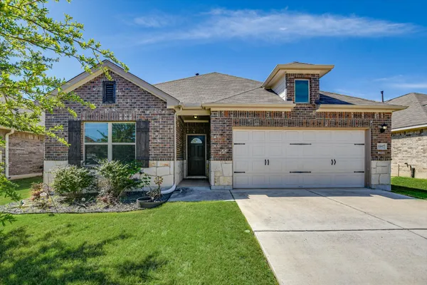 $2,195 | 11817 Comedero Way, Manor, TX 78653