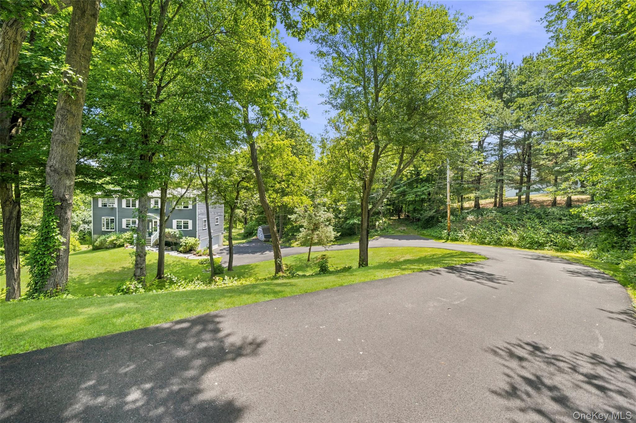 228 West Mombasha Road Monroe, NY 10950 - Photo 2 of 46