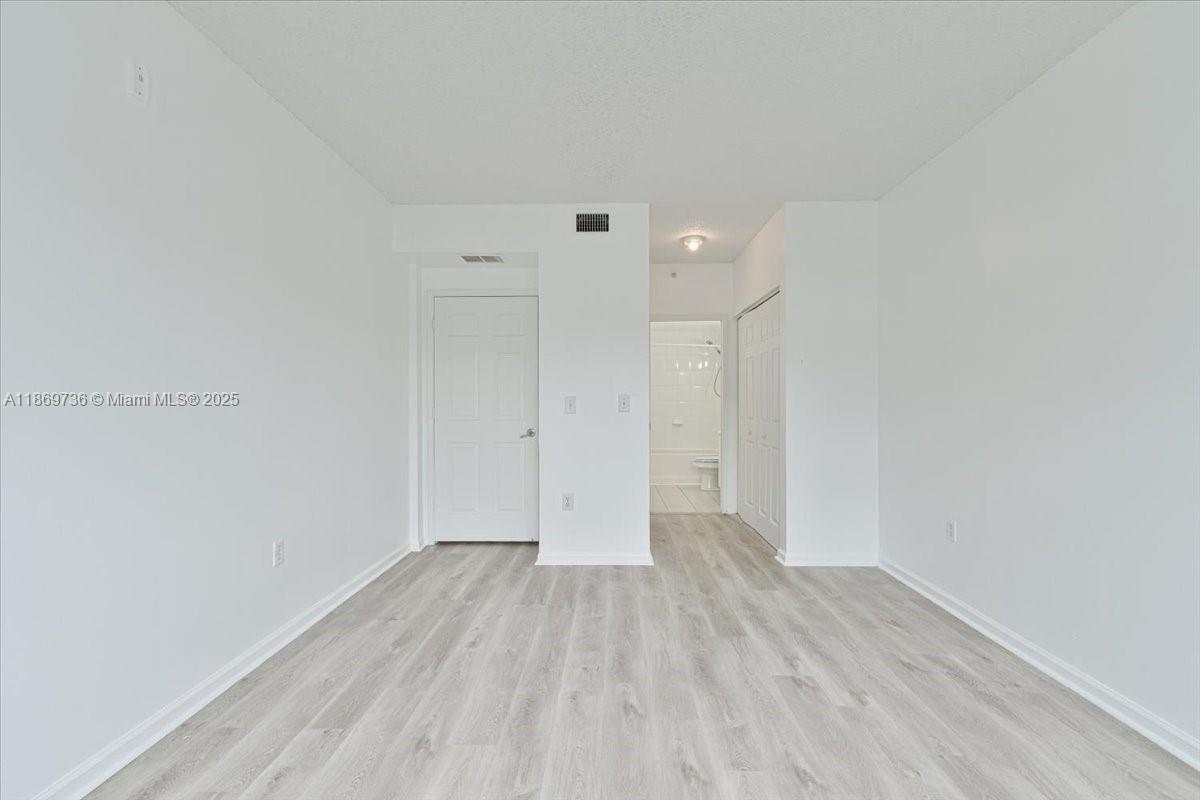 7910 North Nob Hill Road, Unit 105 Tamarac, FL 33321 - Photo 11 of 31