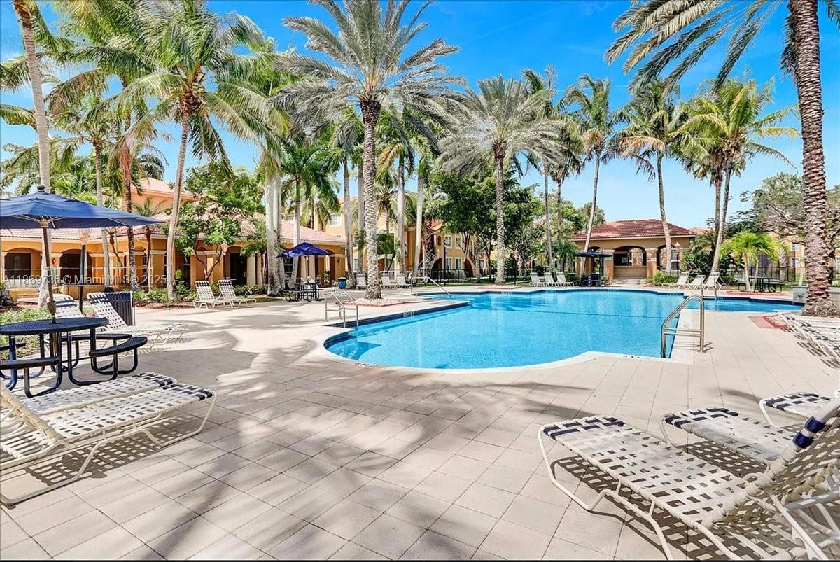7910 North Nob Hill Road, Unit 105 Tamarac, FL 33321 - Photo 19 of 31