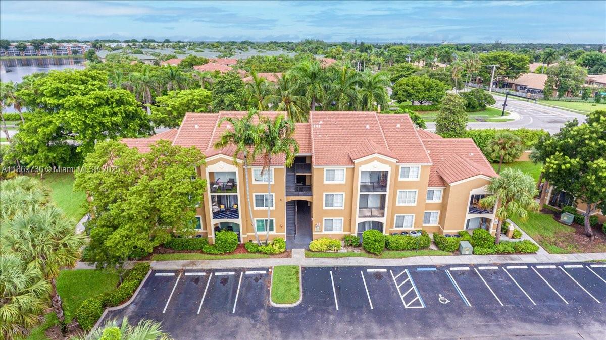 7910 North Nob Hill Road, Unit 105 Tamarac, FL 33321 - Photo 23 of 31