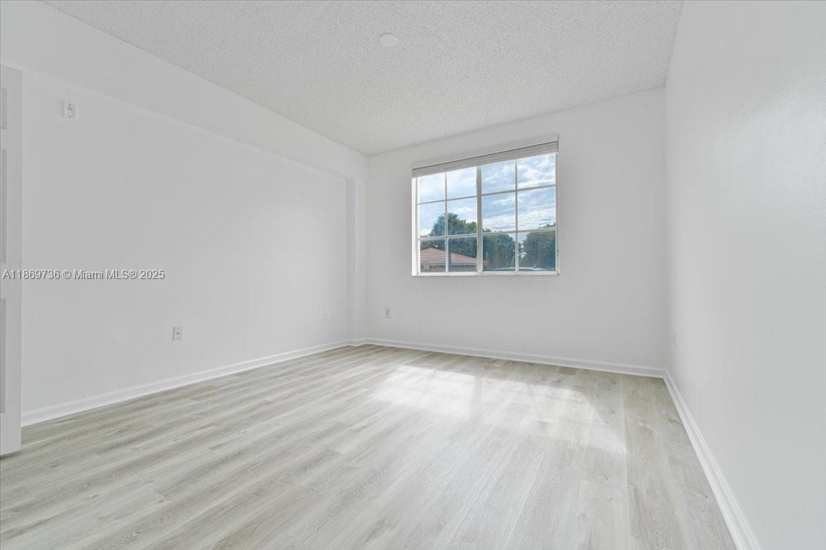 7910 North Nob Hill Road, Unit 105 Tamarac, FL 33321 - Photo 9 of 31