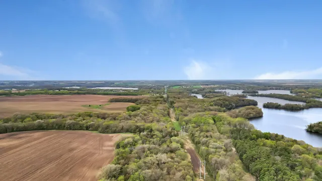 $1,800,000 | Xxx Eastfield Road, Richmond, MN 56368