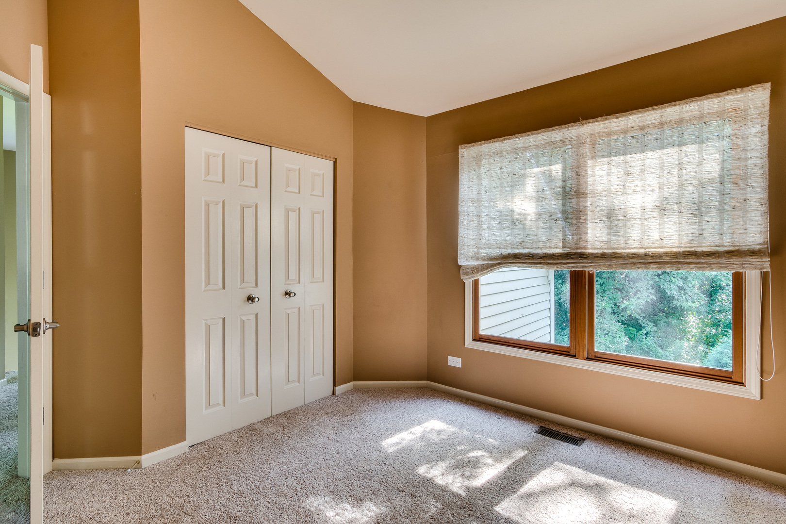 310 Spring Creek Circle Schaumburg, IL 60173 - Photo 13 of 26 a view of an empty room with a window