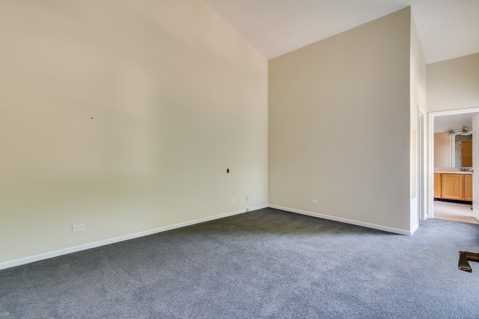 310 Spring Creek Circle Schaumburg, IL 60173 - Photo 15 of 26 a view of an empty room