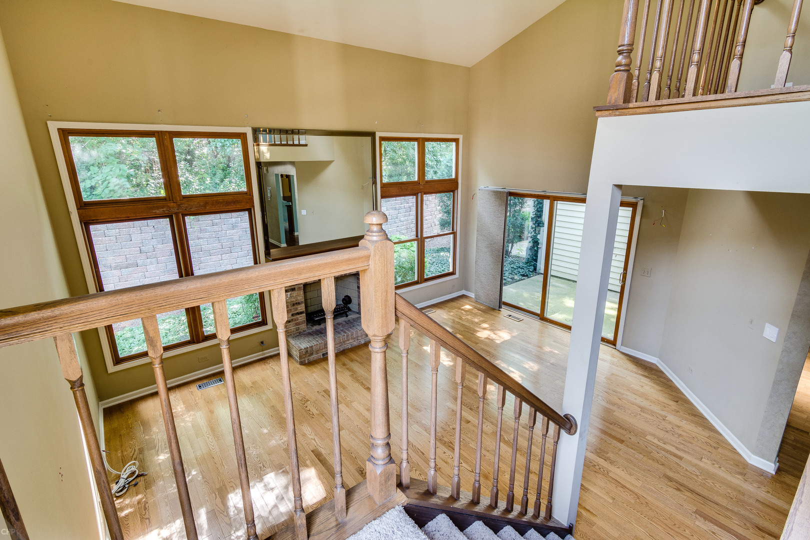 310 Spring Creek Circle Schaumburg, IL 60173 - Photo 23 of 26 a view of an entryway with wooden floor