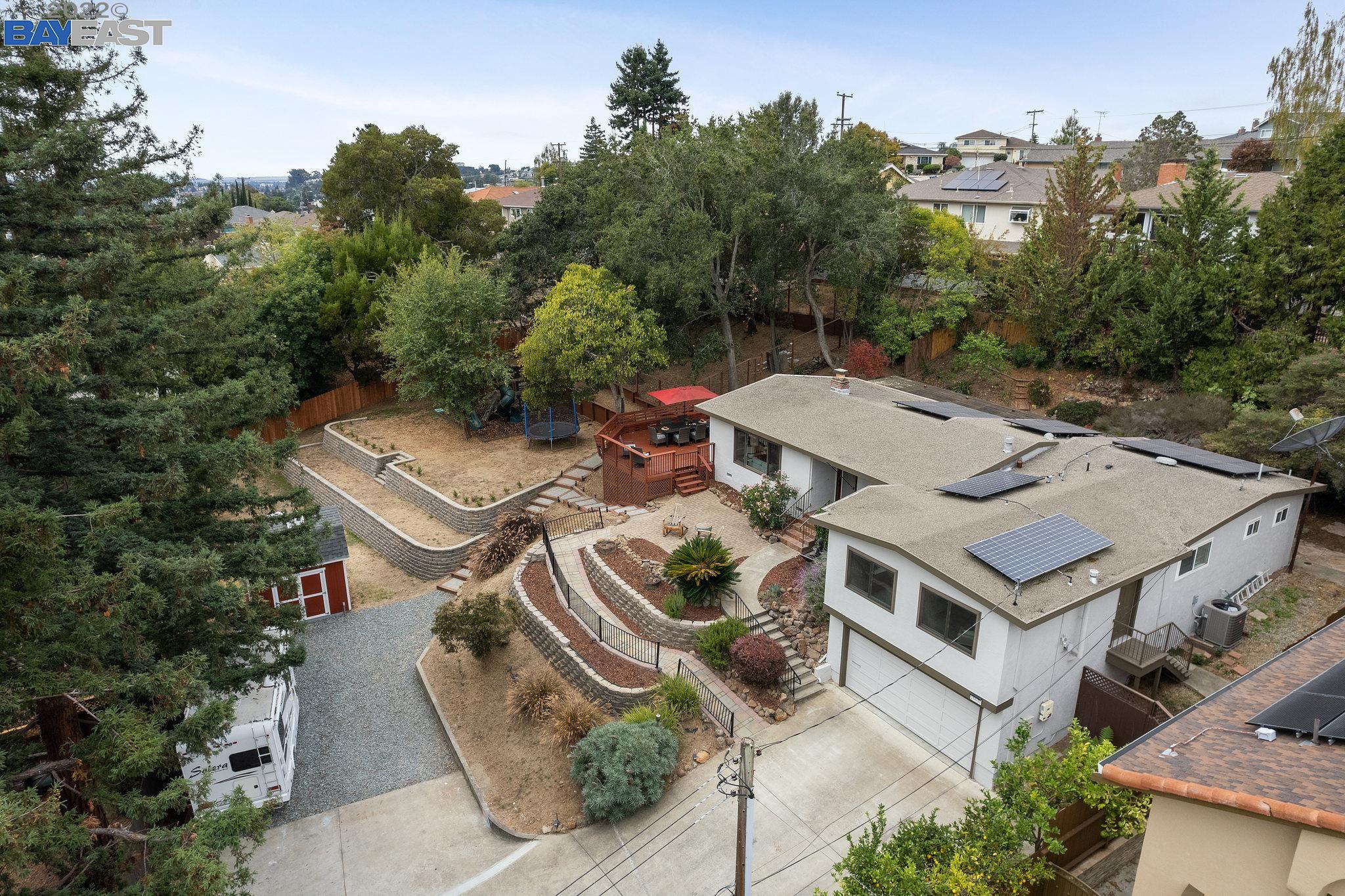 18631 Vineyard Road Castro Valley, CA 94546 - Photo 1 of 1 Gallery Image 1