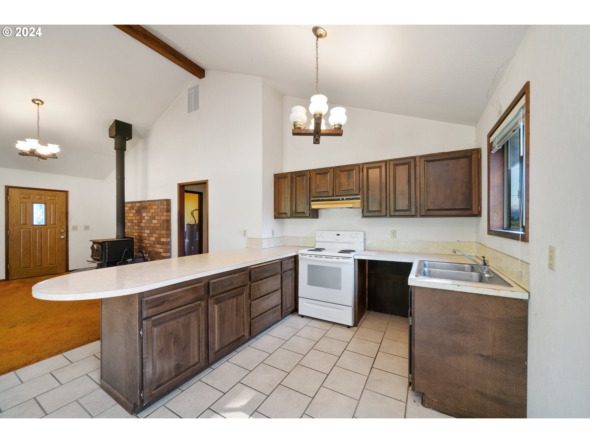 6980 Alderbrook Road Tillamook, OR 97141 - Photo 9 of 30 Gallery Image 9