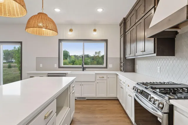 $600,000 | 21346 Cottonwood Street Northwest, Oak Grove, MN 55011