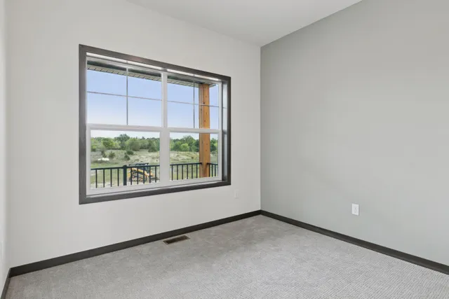 $600,000 | 21346 Cottonwood Street Northwest, Oak Grove, MN 55011