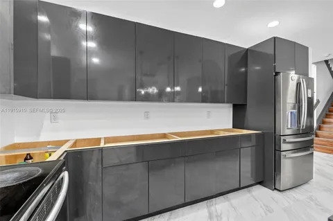 $559,000 | 1579 Briar Oak Drive, Royal Palm Beach, FL 33411