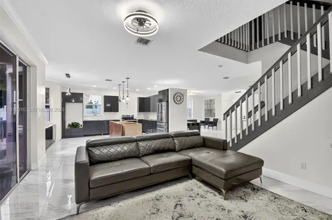 $559,000 | 1579 Briar Oak Drive, Royal Palm Beach, FL 33411